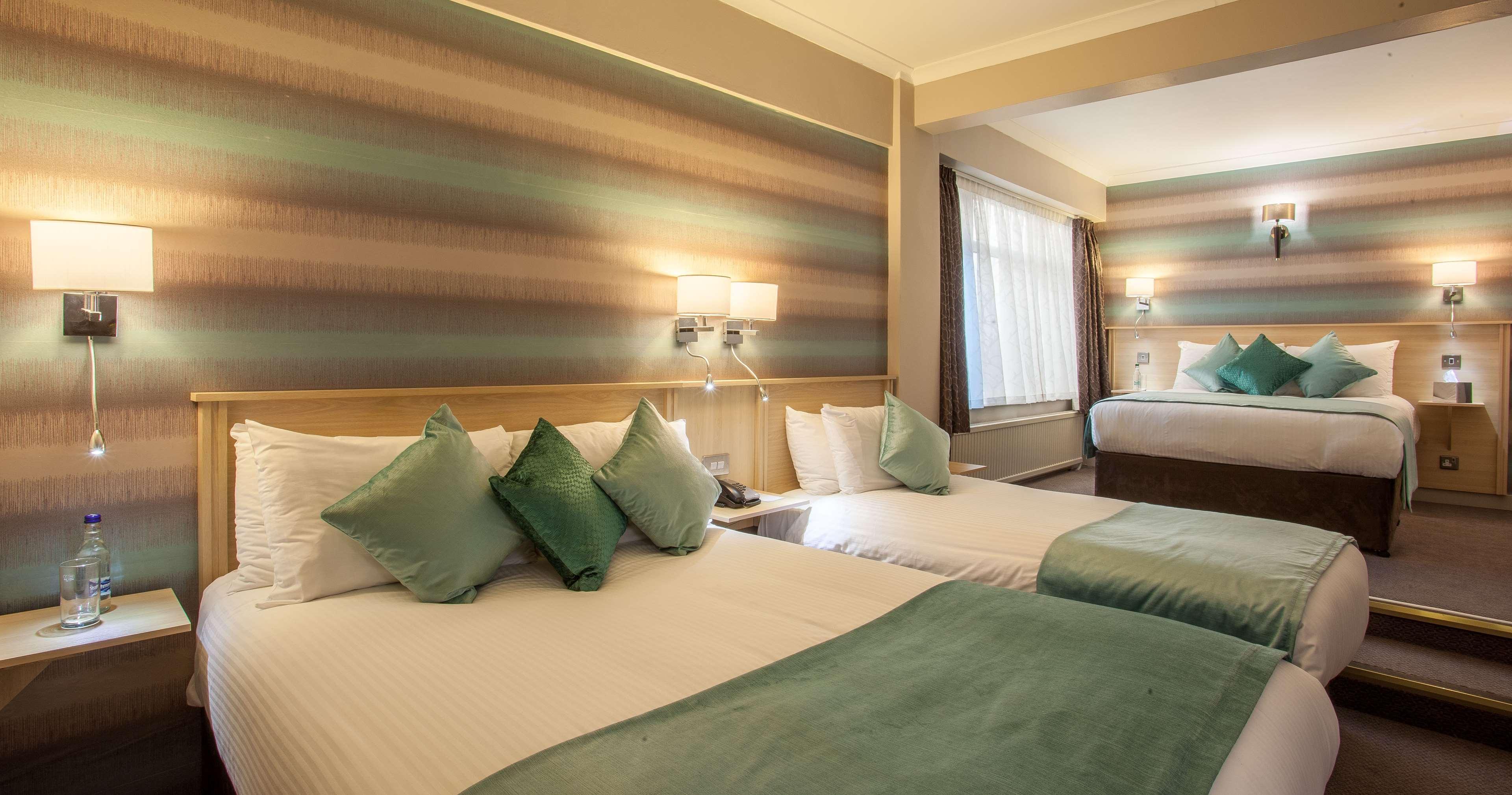 Cresta Court Hotel Altrincham Ngoại thất bức ảnh