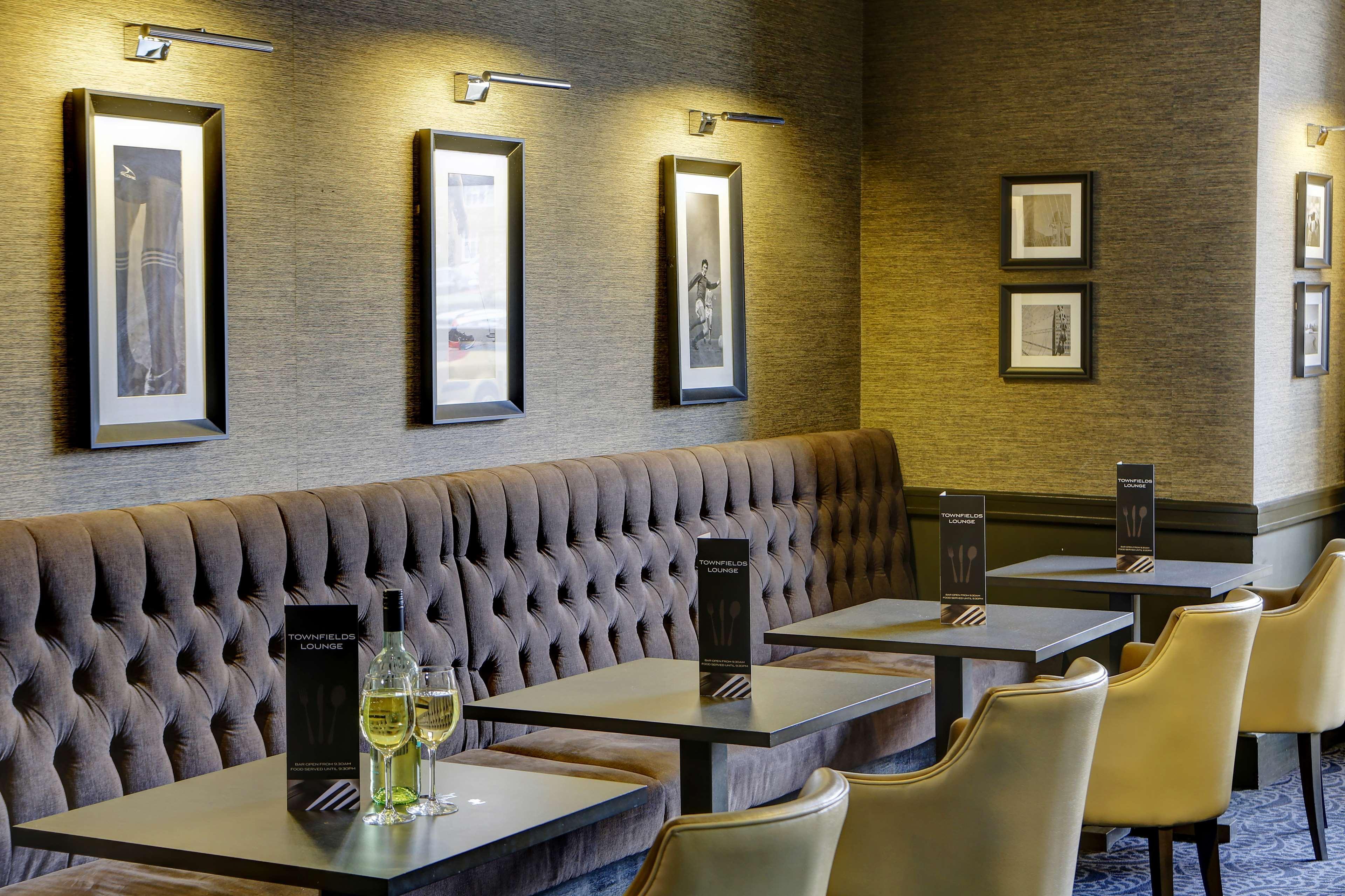 Cresta Court Hotel Altrincham Ngoại thất bức ảnh